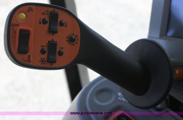 image for item A3735 2009 AGCO Challenger 670B RWA combine