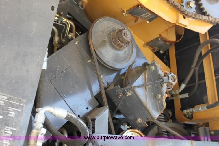 image for item A3735 2009 AGCO Challenger 670B RWA combine