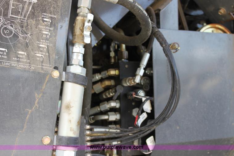 image for item A3735 2009 AGCO Challenger 670B RWA combine