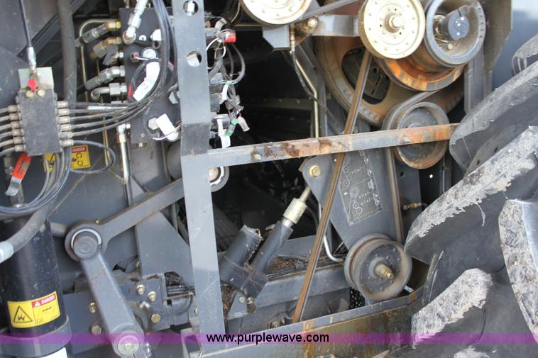 image for item A3735 2009 AGCO Challenger 670B RWA combine