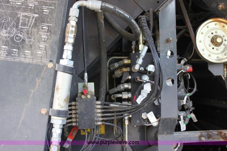 image for item A3735 2009 AGCO Challenger 670B RWA combine