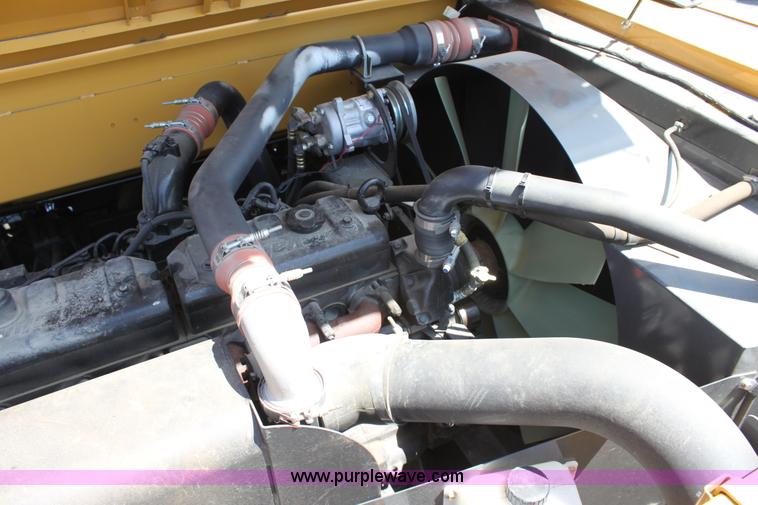 image for item A3735 2009 AGCO Challenger 670B RWA combine