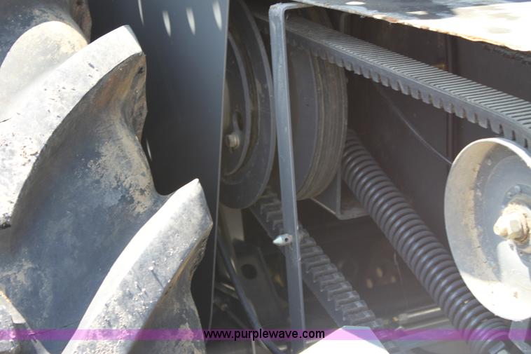 image for item A3735 2009 AGCO Challenger 670B RWA combine