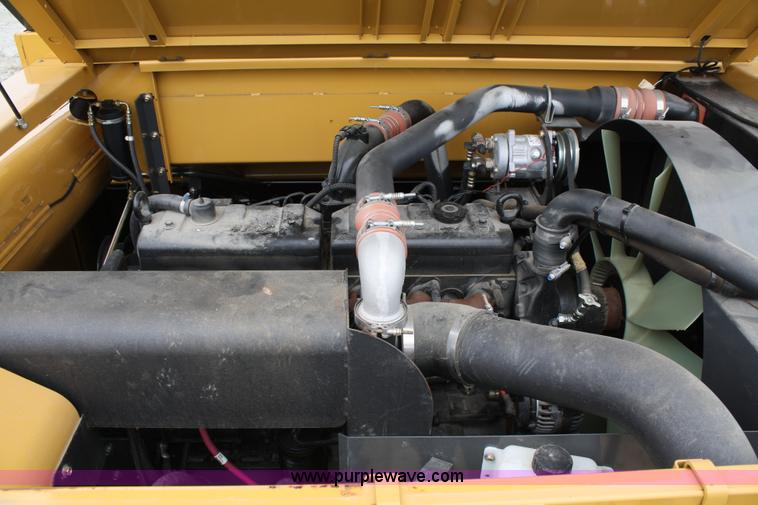 image for item A3735 2009 AGCO Challenger 670B RWA combine