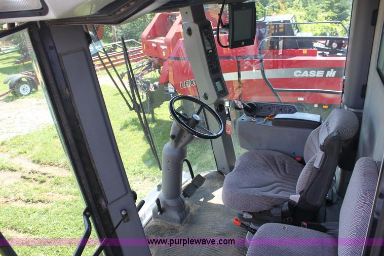 image for item A3737 2003 AGCO Gleaner R75 RWA combine