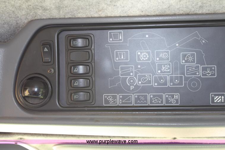 image for item A3737 2003 AGCO Gleaner R75 RWA combine