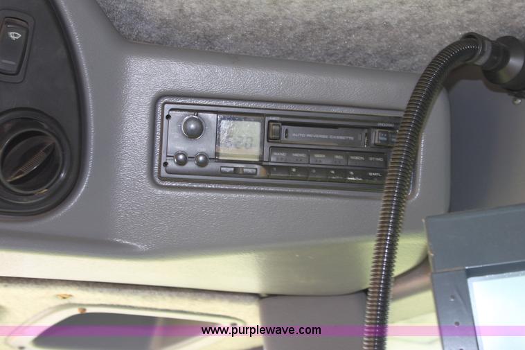 image for item A3737 2003 AGCO Gleaner R75 RWA combine