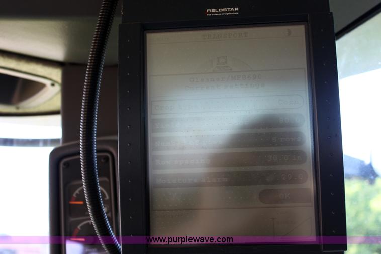 image for item A3737 2003 AGCO Gleaner R75 RWA combine