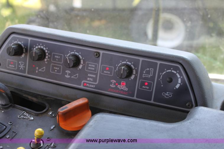 image for item A3737 2003 AGCO Gleaner R75 RWA combine