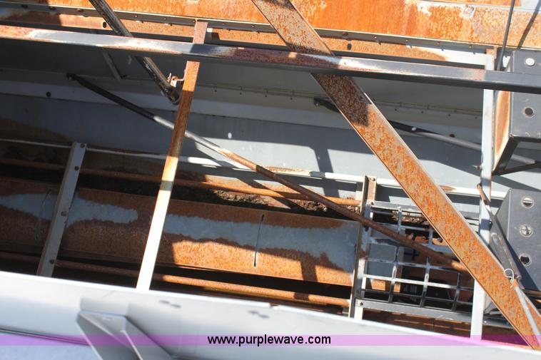 image for item A3737 2003 AGCO Gleaner R75 RWA combine