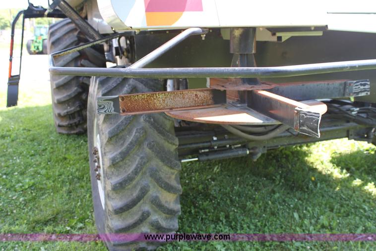 image for item A3737 2003 AGCO Gleaner R75 RWA combine