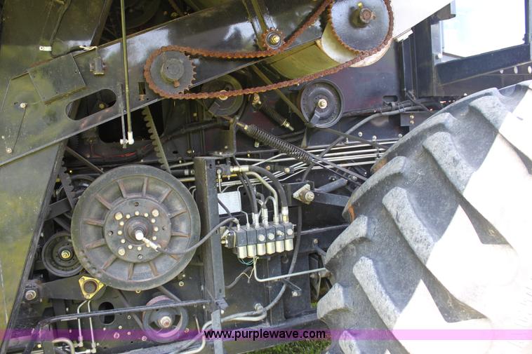 image for item A3737 2003 AGCO Gleaner R75 RWA combine