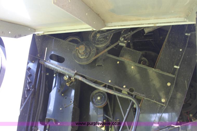 image for item A3737 2003 AGCO Gleaner R75 RWA combine