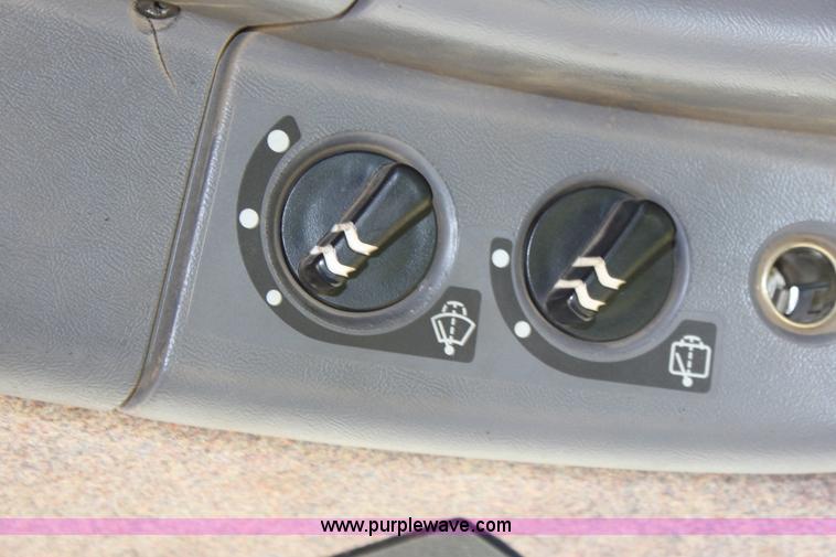 image for item A3738 1995 Caterpillar Challenger CH45 tractor