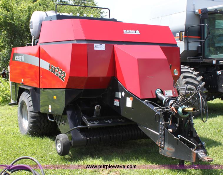 image for item A3740 2006 Case IH LBX332 large square baler
