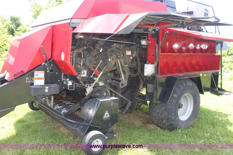 image for item A3740 2006 Case IH LBX332 large square baler