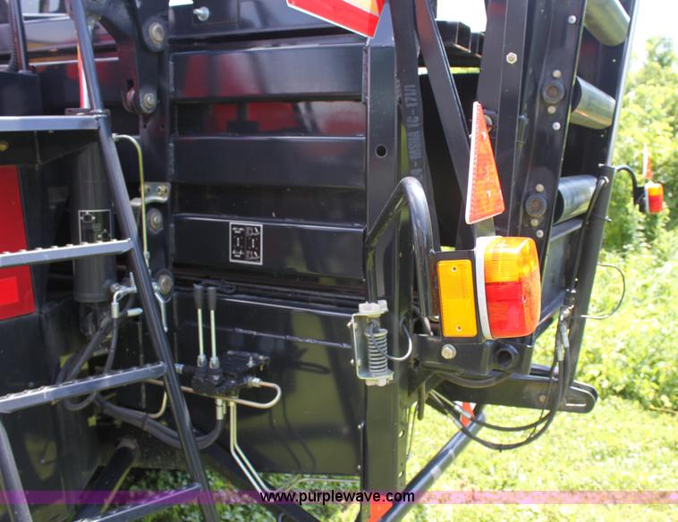 image for item A3740 2006 Case IH LBX332 large square baler