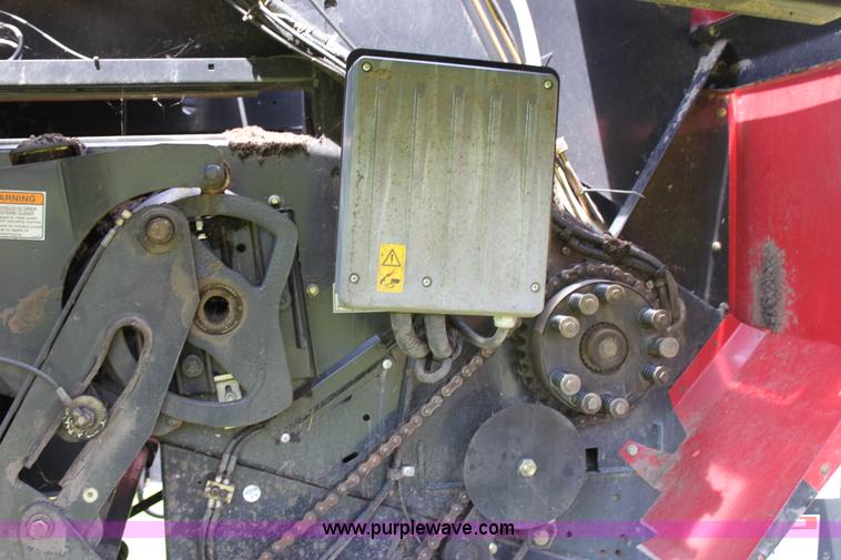 image for item A3740 2006 Case IH LBX332 large square baler