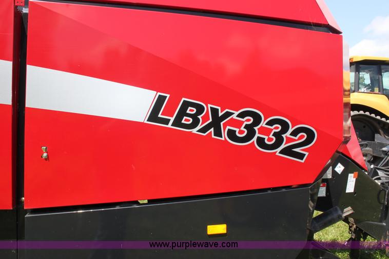 image for item A3740 2006 Case IH LBX332 large square baler