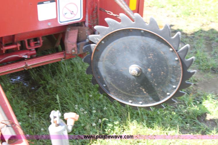 image for item A3741 1992 Case IH 8465 round baler