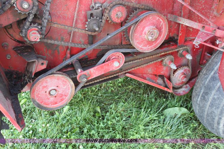 image for item A3741 1992 Case IH 8465 round baler