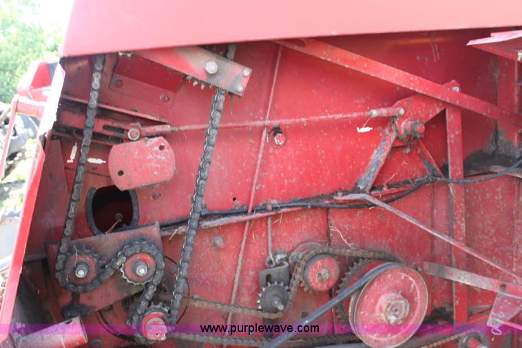 image for item A3741 1992 Case IH 8465 round baler