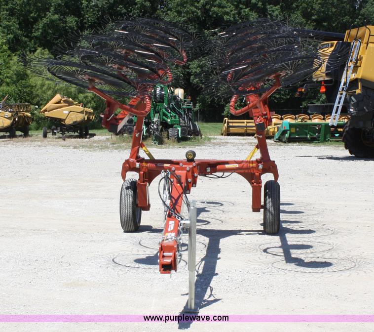2009 Rhino SWR12 wheel rake in Chillicothe, MO | Item A3745 sold ...