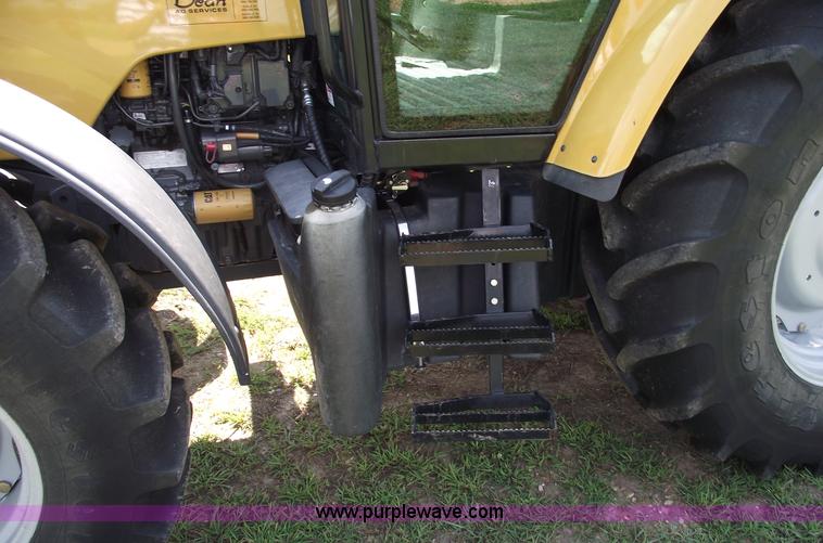 image for item A4163 2009 Challenger MT455B MFWD tractor