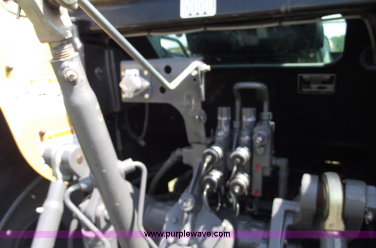 image for item A4163 2009 Challenger MT455B MFWD tractor