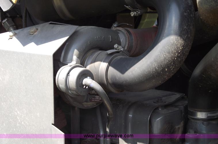 image for item A4163 2009 Challenger MT455B MFWD tractor