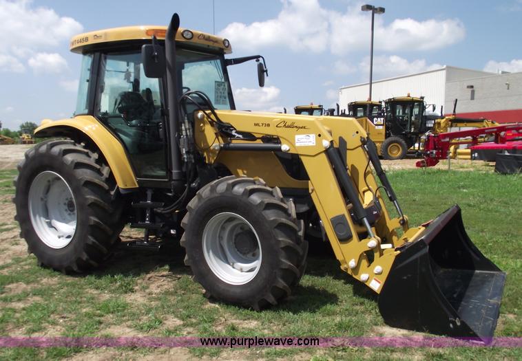 image for item A4164 2010 Challenger MT445B MFWD tractor