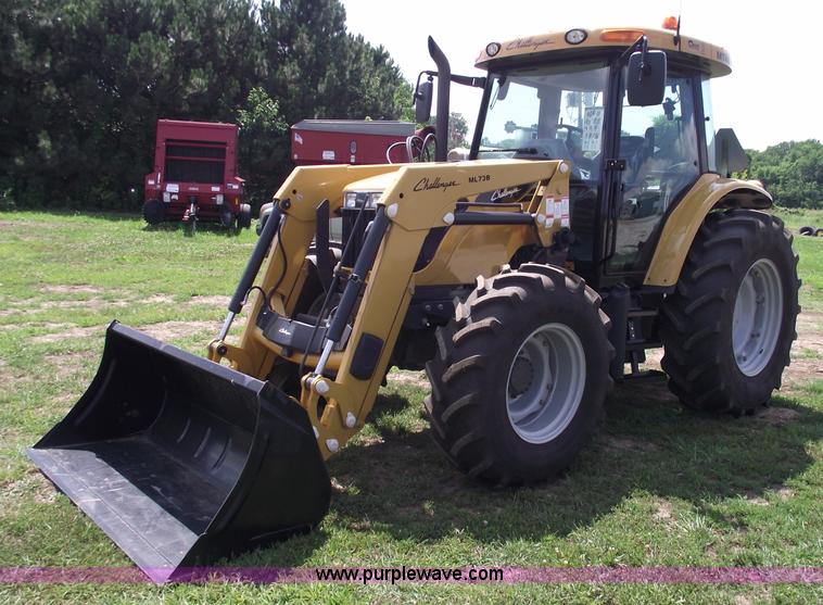 image for item A4164 2010 Challenger MT445B MFWD tractor