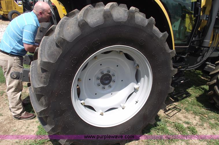 image for item A4164 2010 Challenger MT445B MFWD tractor