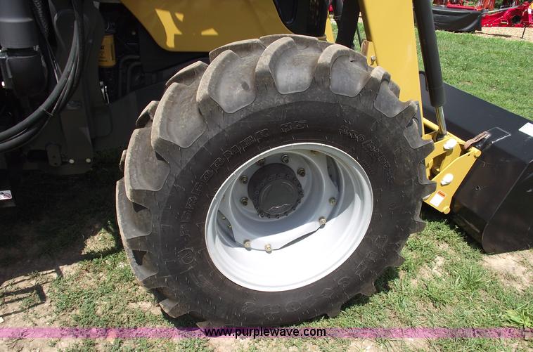 image for item A4164 2010 Challenger MT445B MFWD tractor