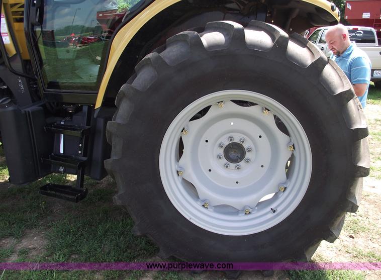 image for item A4164 2010 Challenger MT445B MFWD tractor