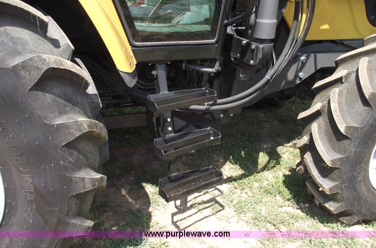 image for item A4164 2010 Challenger MT445B MFWD tractor