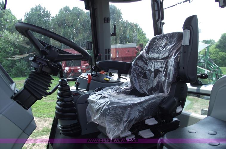 image for item A4164 2010 Challenger MT445B MFWD tractor