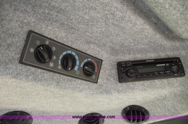 image for item A4164 2010 Challenger MT445B MFWD tractor