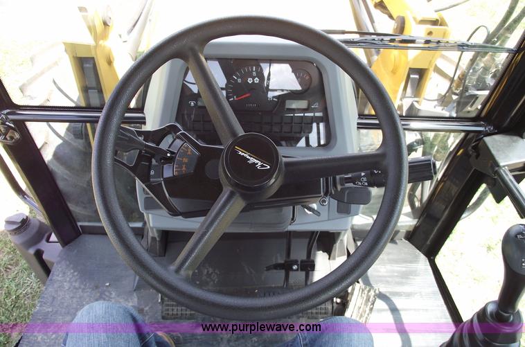 image for item A4164 2010 Challenger MT445B MFWD tractor