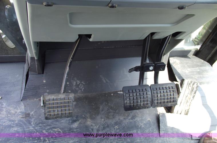 image for item A4164 2010 Challenger MT445B MFWD tractor