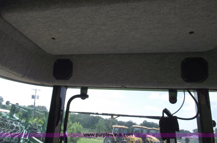 image for item A4164 2010 Challenger MT445B MFWD tractor