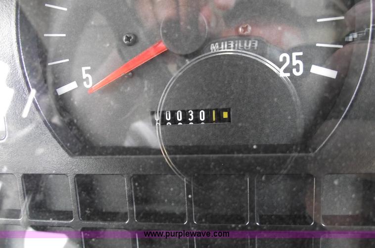 image for item A4164 2010 Challenger MT445B MFWD tractor