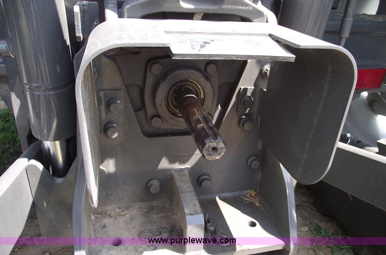 image for item A4164 2010 Challenger MT445B MFWD tractor