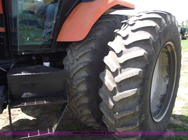 image for item A4213 1995 AGCO Allis 9695 MFWD tractor