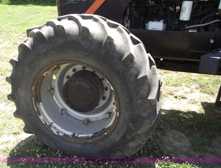 image for item A4213 1995 AGCO Allis 9695 MFWD tractor