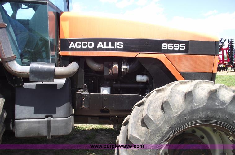 image for item A4213 1995 AGCO Allis 9695 MFWD tractor