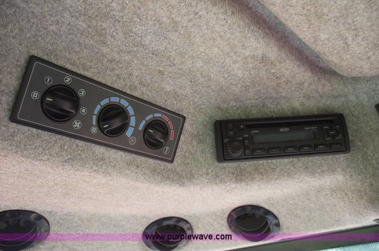 image for item A4214 2006 Massey-Ferguson 6480 MFWD tractor