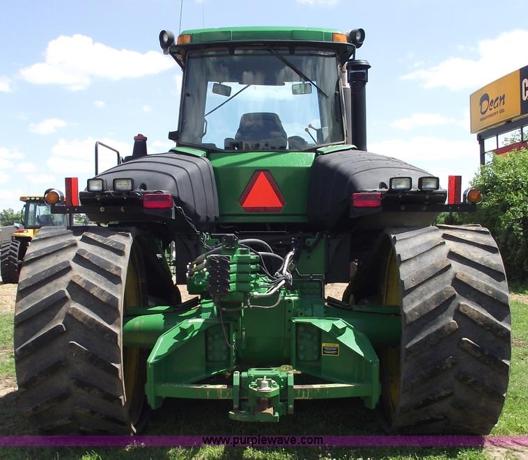 image for item A4215 2000 John Deere 9300T tractor