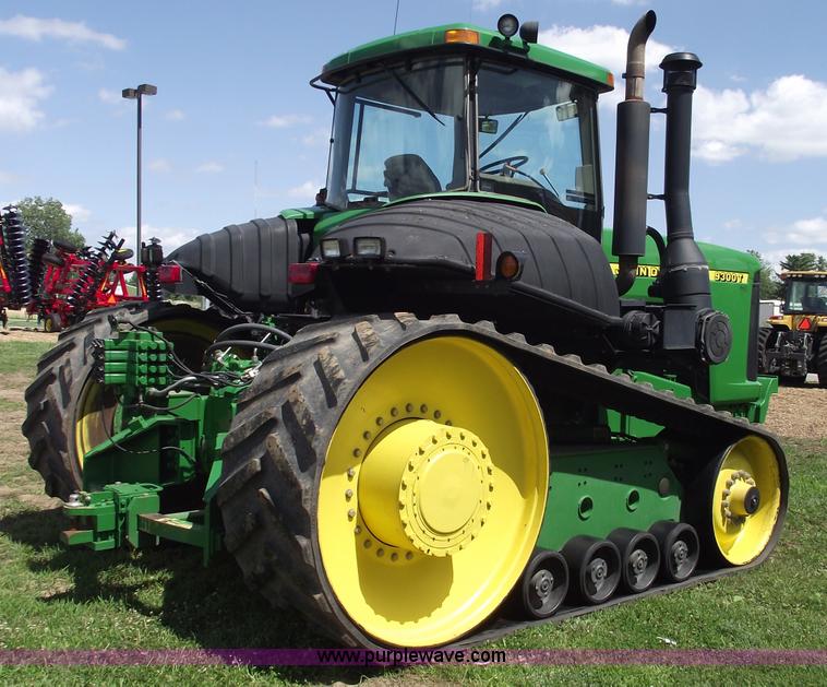 image for item A4215 2000 John Deere 9300T tractor