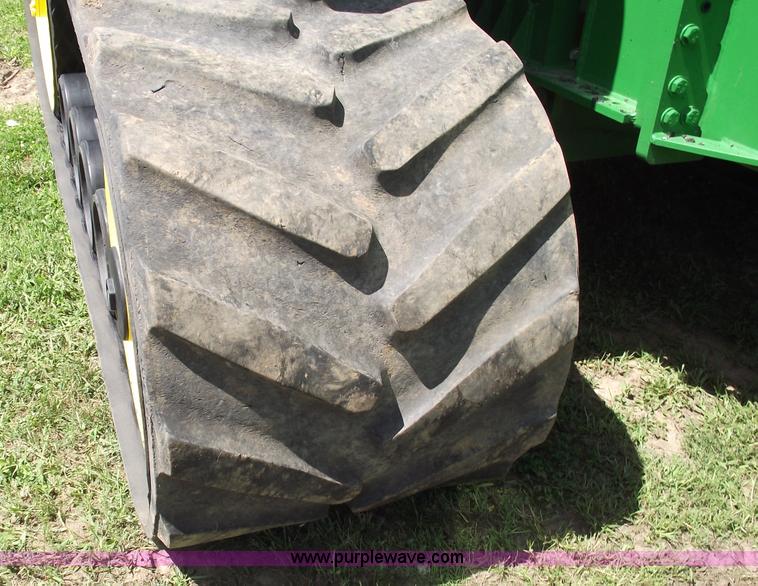 image for item A4215 2000 John Deere 9300T tractor